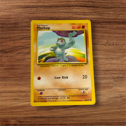Machop 52/102